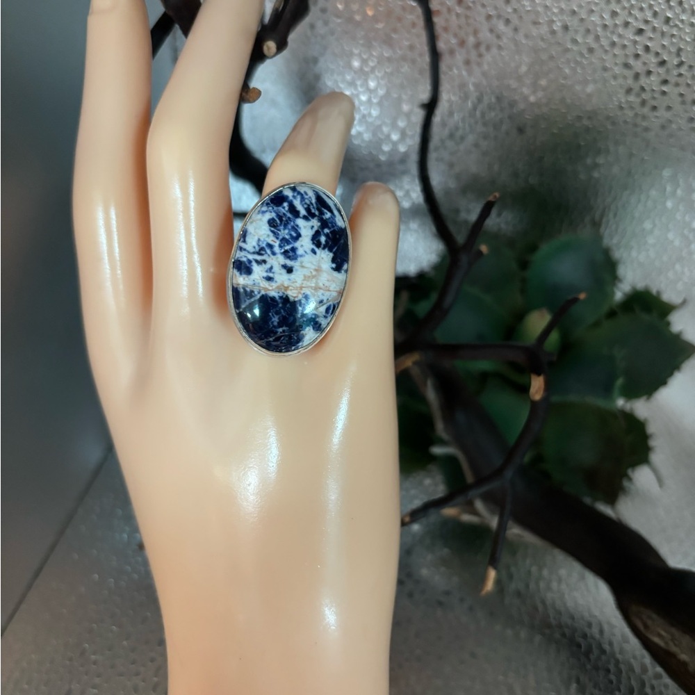 - Size 7 3/4 Blue and White Sodalite Statement Ring good with jeans! 925